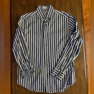 Men’s Bugatchi Button Up. Size M